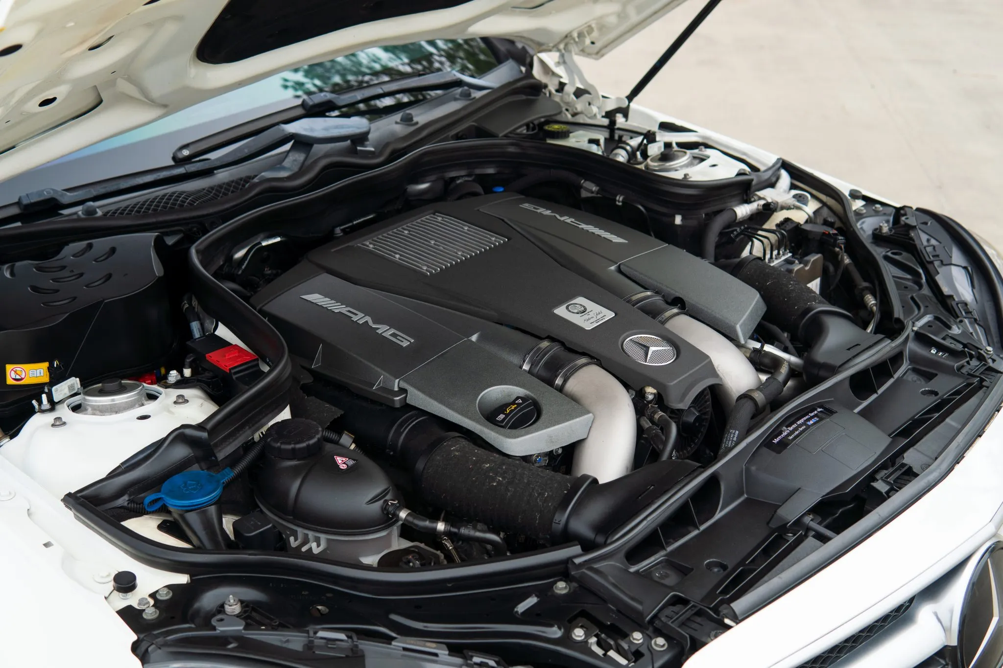 2016_mercedes-amg_e63-s-4matic-wagon_2016_mercedes-amg_e63-s-4matic-wagon_2016_mercedes-benz_e63-s-amg-wagon_VH_2900-61055-scaled-OutUHx-56089-56089