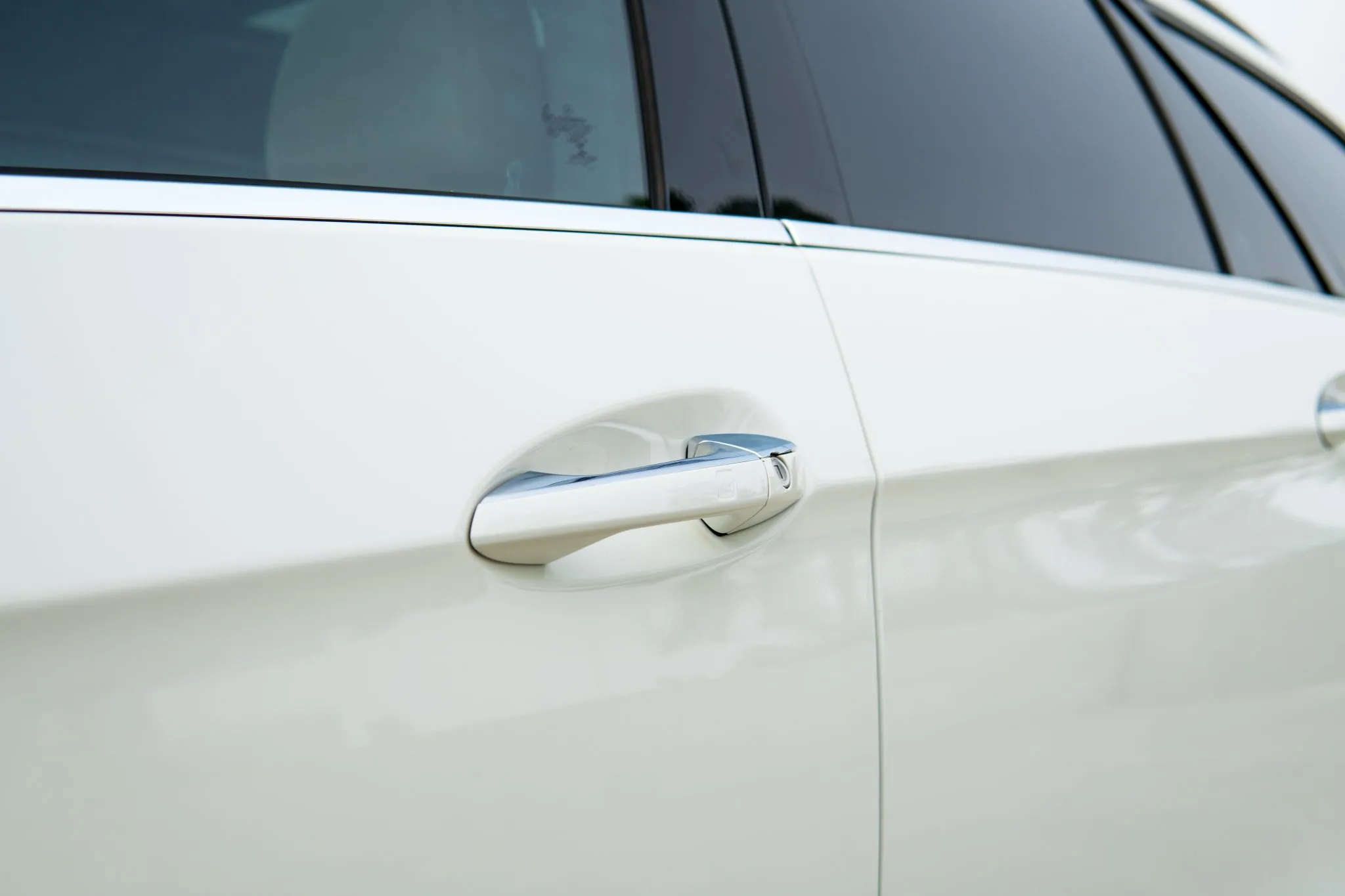 2016_mercedes-benz_e63-s-amg-wagon_VH_2831-60794-scaled-jzkUh5