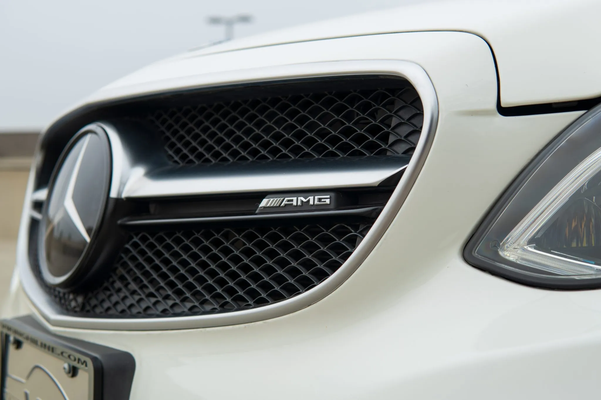 2016_mercedes-benz_e63-s-amg-wagon_VH_2881-60983-scaled-3t7GM7